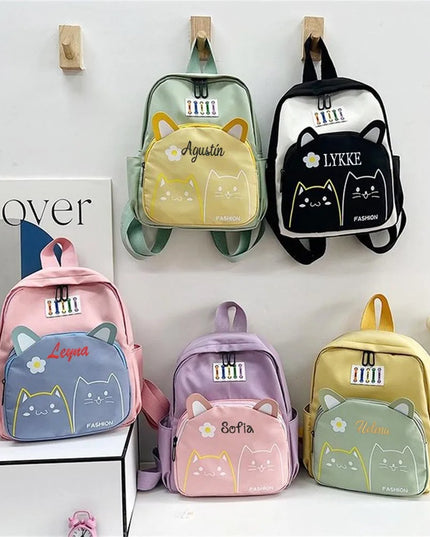 Schwarz-weißer Kita Rucksack mit Katzenmotiv - für Mädchen